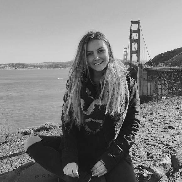 Meet your Posher, Amanda - Picture 1 of 1